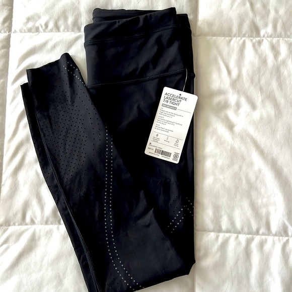 🚨 NWT 🚨 Athleta - size small - Accelerate Lasercut 7/8 Tight - Picture 3 of 6